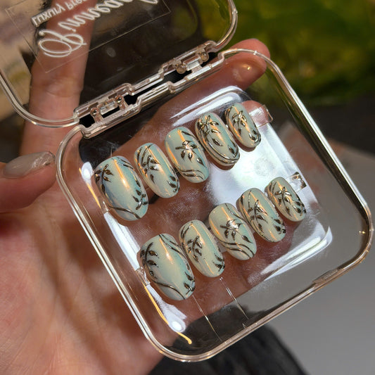 White Pearl Cat Eye Press On Nails with Silver Leaf - Bridal Pearl Nails - Handmade Glossy Gel Nails - Elegant Wedding Press On Set - Custom Size Set - PN251120