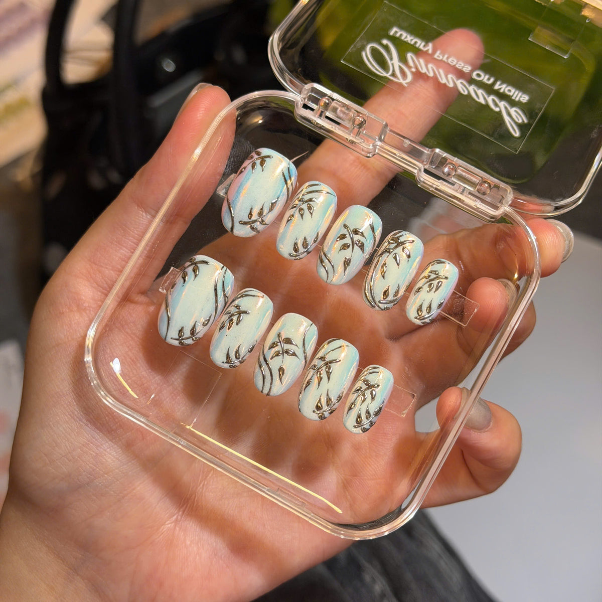 White Pearl Cat Eye Press On Nails with Silver Leaf - Bridal Pearl Nails - Handmade Glossy Gel Nails - Elegant Wedding Press On Set - Custom Size Set - PN251120
