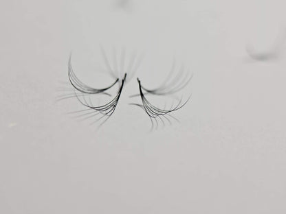 1200 Fans - 8 sizes 1 in box | Lengths: 11-18mm | Round Box | 7D