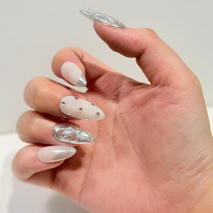 Silver Chrome Molten Press On Nails - White Cat Eye Crystal Accent Nails - Liquid Metal Soft Gel Nails - Custom Size Set - NM233024