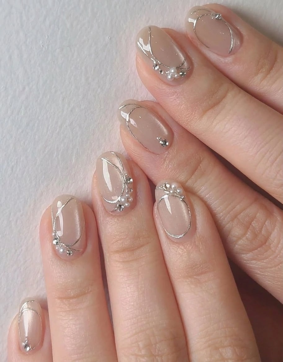 Nude Silver Line Press On Nails with Pearls - Luxury Brial Wedding Nude Nail - Minimalist Elegant Press Ons - Handmade Reusable Custom Size  - PN251122