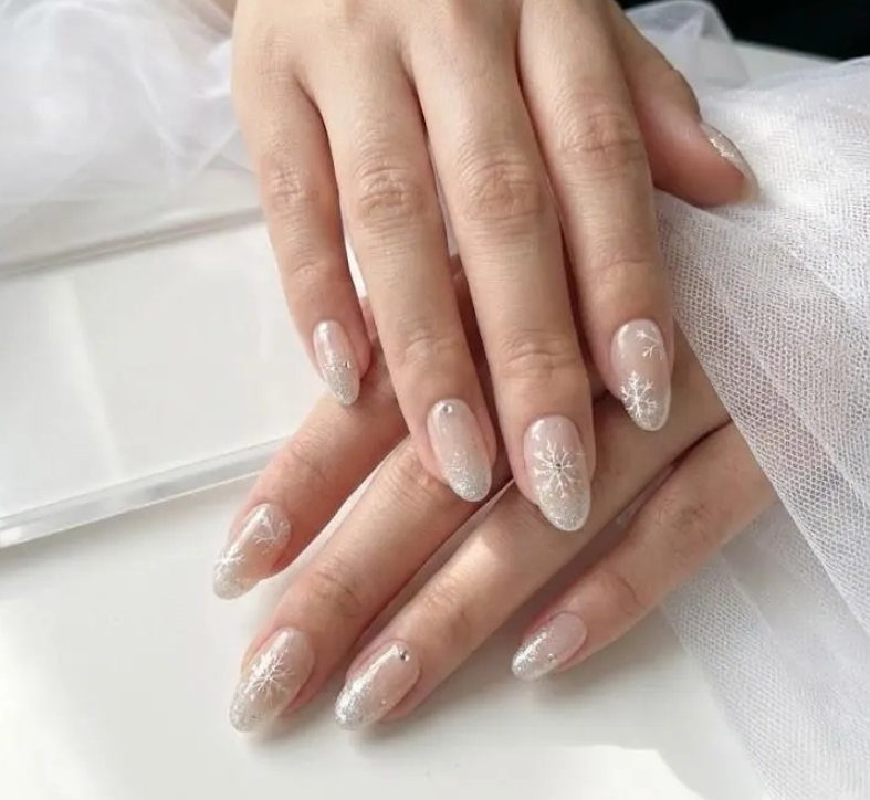 Sheer Nude Floral Press On Nails - Soft Bridal Press On Nails - Clear Pink Nails with White Flower Design - Custom Size Set - PN251152
