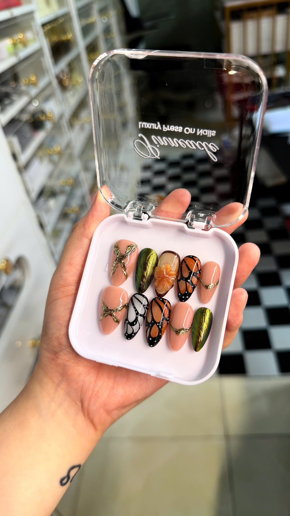 Butterfly Wing Press on Nails, Autumn Forest Glue ons, 3D Flower Nail Art, Earthy Green Chrome Nails, Monarch Wing Nails, Whimsical Fall - PN251302